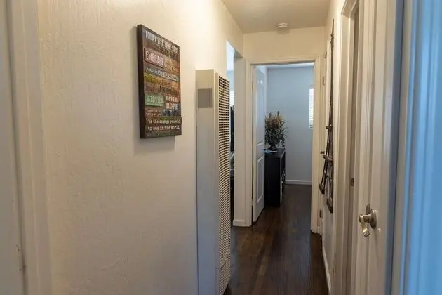 Charming, 2 Bedroom in Newark - İç Mekan