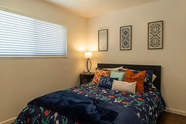 Charming, 2 Bedroom in Newark - Oda