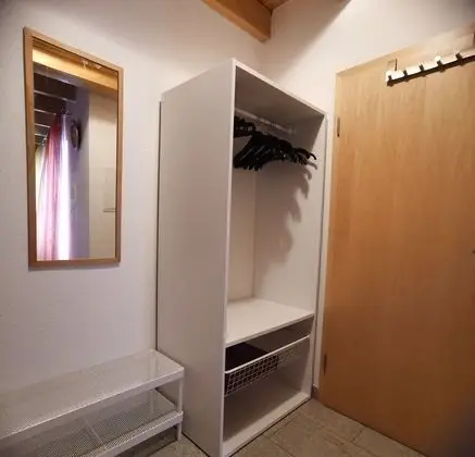 Charming 2-room Apartment Lakenear, Fewo am See - Oda