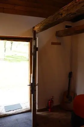 Charming 2bed Cottage in Carasova, Banat Mountains - İç Mekan