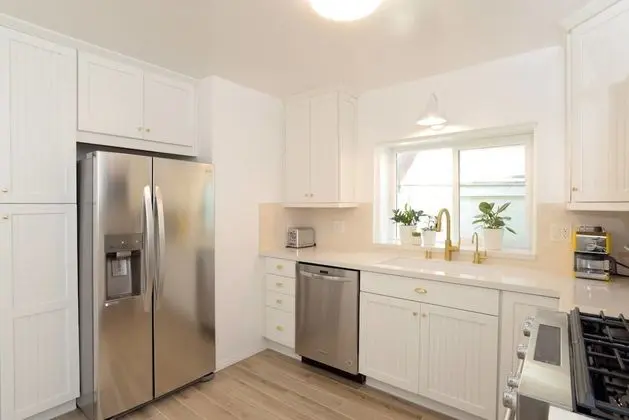 Charming 2br/2ba Cottage - Close to the Beach - Mutfak