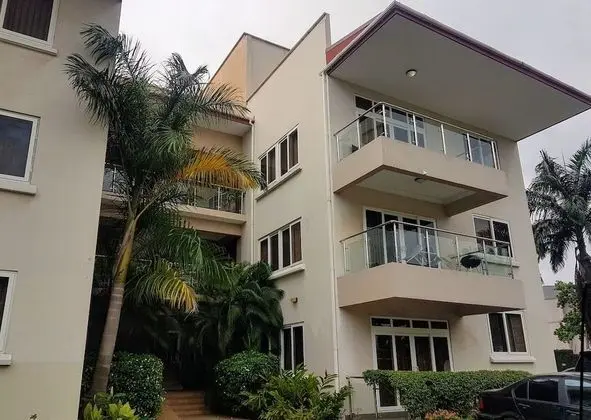 Charming 3-bed Apartment Airport Residential Accra - Dış Mekan