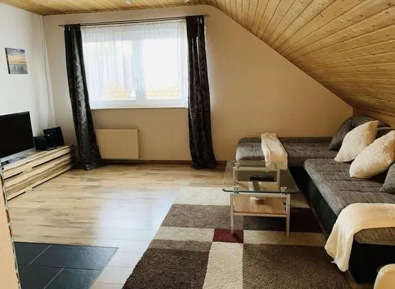 Charming 3- Bed Apartment in City Celle - Dış Mekan