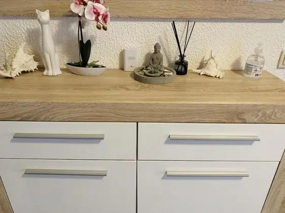 Charming 3- Bed Apartment in City Celle - İç Mekan
