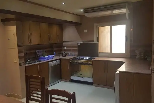 Charming 3-bed Apartment in New Cairo City - Mutfak