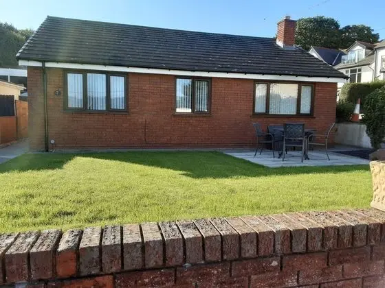 Charming 3-bed Bungalow Near Conwy Valley