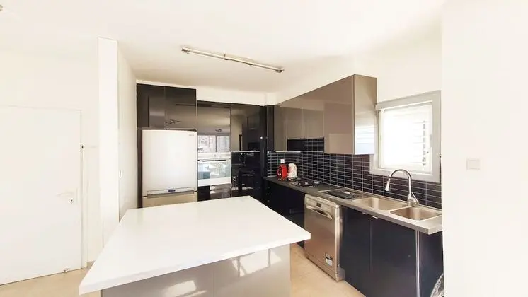 Charming 3bdr apt with sea view B5 - Mutfak