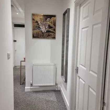 Charming 4-bed House in Enfield North London - Oda