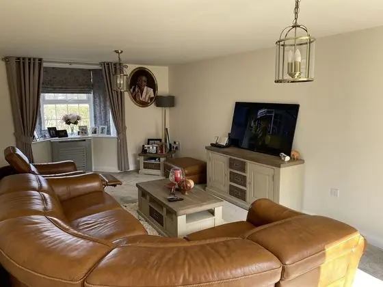 Charming 4-bed House in Grantham - Oda Düzeni