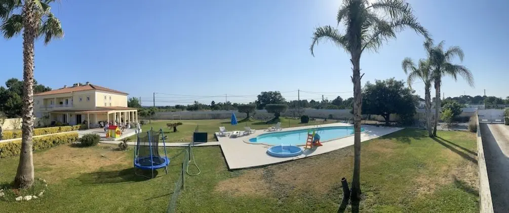 Charming 4-bed Villa in Quinta do Anjo, Palmela