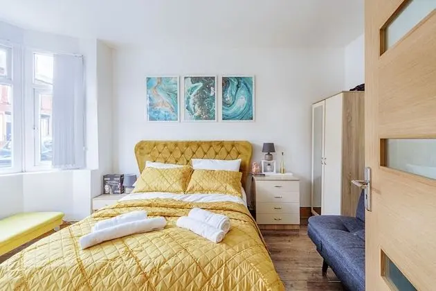 Charming 5-bed House in Birmingham - Öne Çıkan Resim