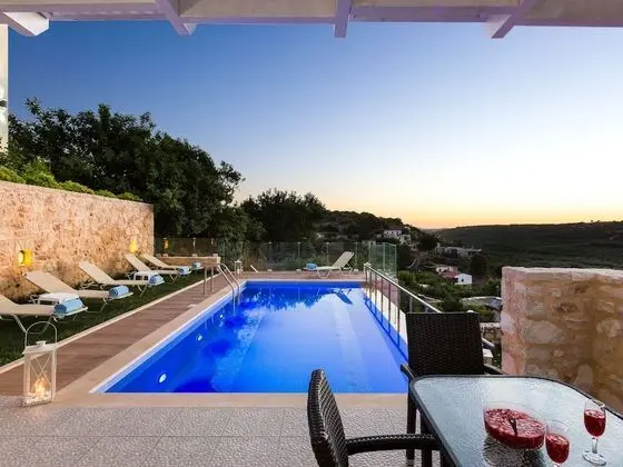 Charming Villa in Achlades Crete With Private Pool - Havuz