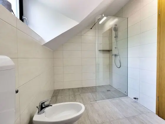 Charming Apartment in Bled Near Lake - Banyo Tipleri