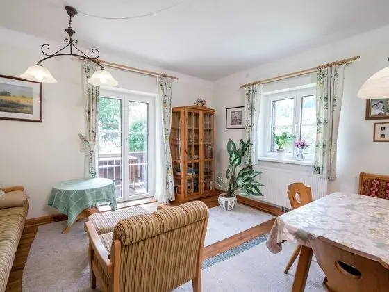Charming Apartment in Kitzbuhel With Balcony - Yerinde Yemek