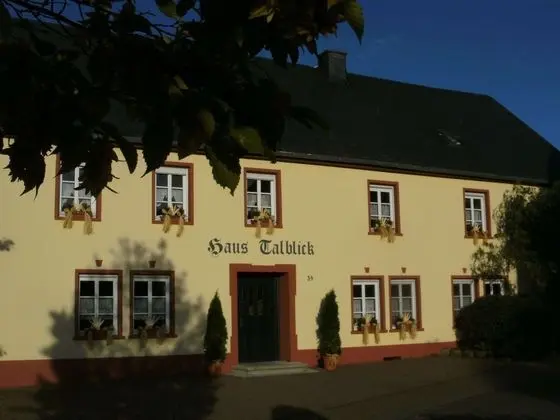 Charming Apartment in Morbach Germany With Terrace - Öne Çıkan Resim