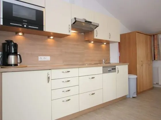 Charming Apartment in Uderns With Balcony - Mutfak