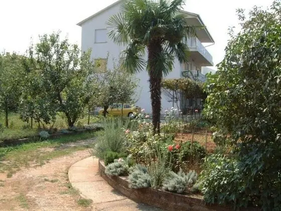 Charming Apartment in Vantacici Amid the Sea - Dış Mekan