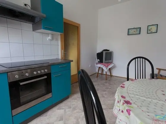 Charming Apartment in Vantacici Amid the Sea - Mutfak