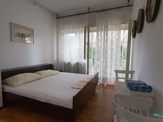 Charming Apartment in Vantacici Amid the Sea - Oda