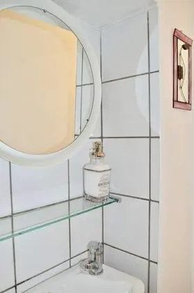 Charming, Bright & Comfortable - Sleeps 2 - Banyo Tipleri