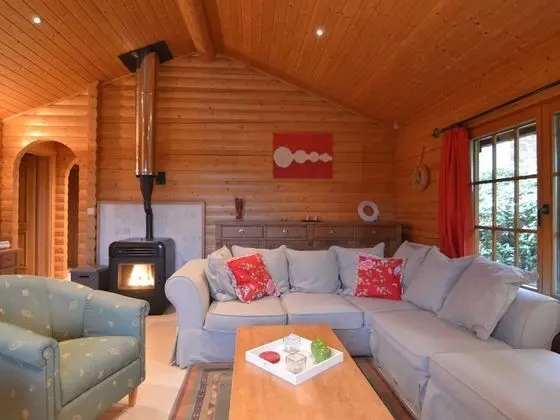 Charming Chalet With Private Garden in Stavelot