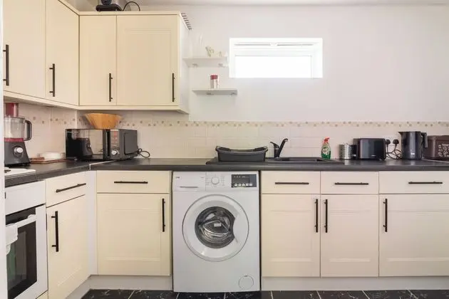 Charming Cosy Coach House in Fishponds, Bristol - Mutfak