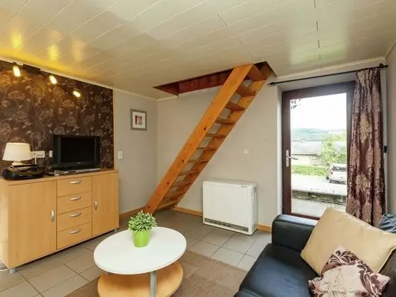Charming Cottage in Stoumont With Colourful Garden - Yerinde Yemek