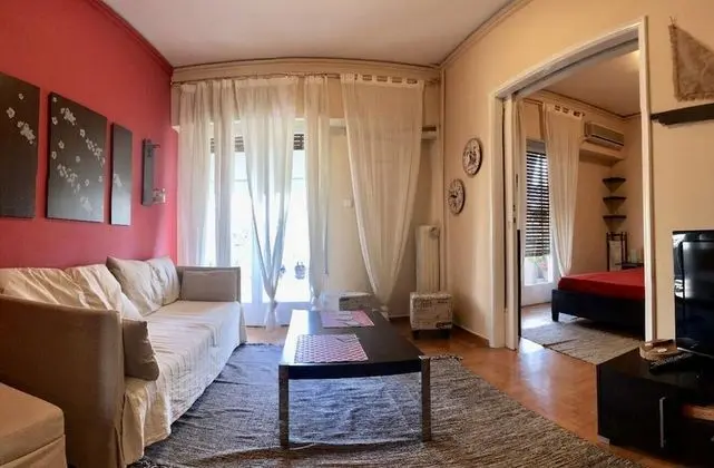 Charming Cozy Apartment in Athens - Park view - Öne Çıkan Resim