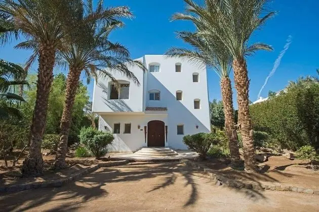 Charming Villa in El Gouna with Pool - Dış Mekan