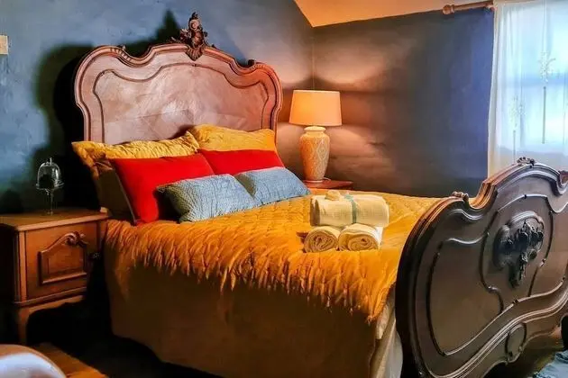 Charming Full of Character in the Heart Southwell