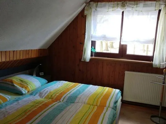 Charming Holiday Home in Altenfeld With Private Pool - Oda