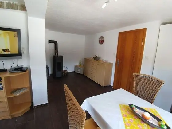 Charming Holiday Home in Altenfeld With Private Pool - Yerinde Yemek