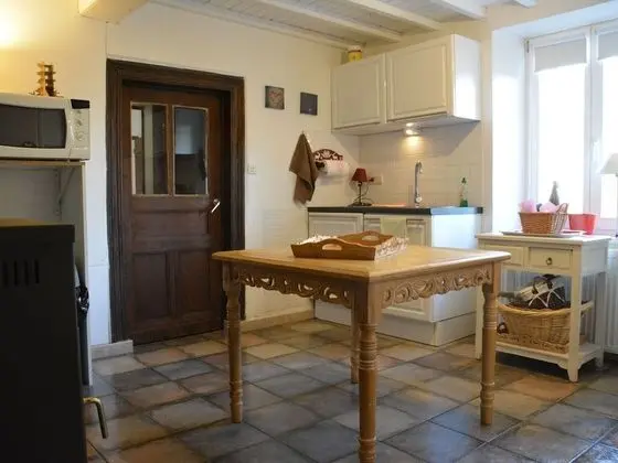 Charming Holiday Home in the Ardennes in Laneuville-au-bois - Mutfak