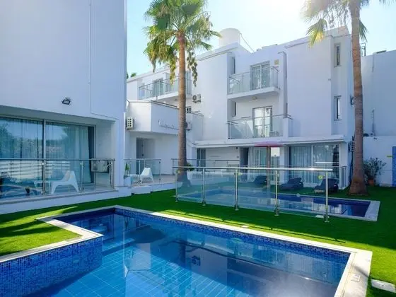 Charming Holiday Home for Couples in Downtown Ayia Napa All Yours