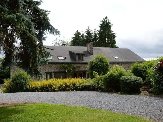 Charming Holiday Home in Halleux With Garden