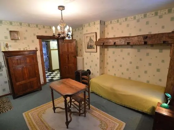 Charming Holiday Home in Halleux With Garden - Oda