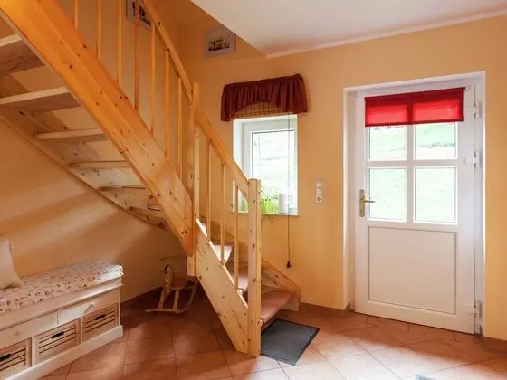 Charming Holiday Home in Hohnstein ot Lohsdorf With Terrace - Lobi
