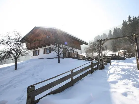 Charming Holiday Home in Hüttau With Barbecue - Öne Çıkan Resim
