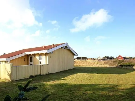 Charming Holiday Home in Jutland Near Beach - Dış Mekan