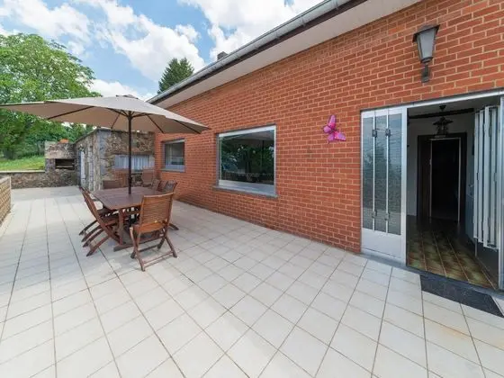 Charming Holiday Home in Marche-en-famenne With Garden, Terrace and Sauna - Öne Çıkan Resim