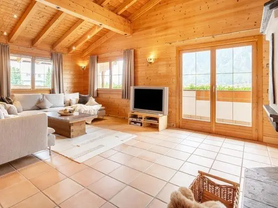 Charming Holiday Home in Maurach am Achensee - Oda Düzeni