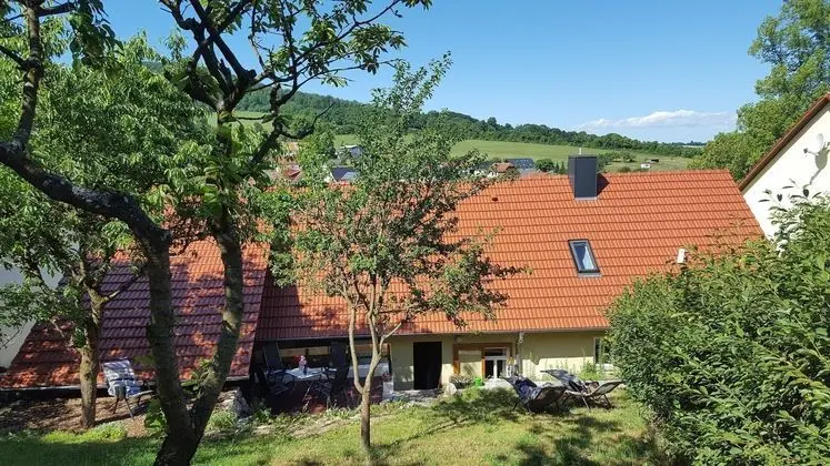 Charming Holiday Home With Natural Garden in Kaltennordheim-thuringia - Dış Mekan