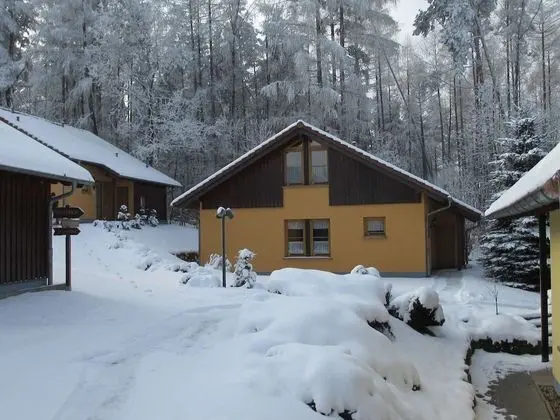 Charming Holiday Home in Schirgiswalde With Terrace - Dış Mekan