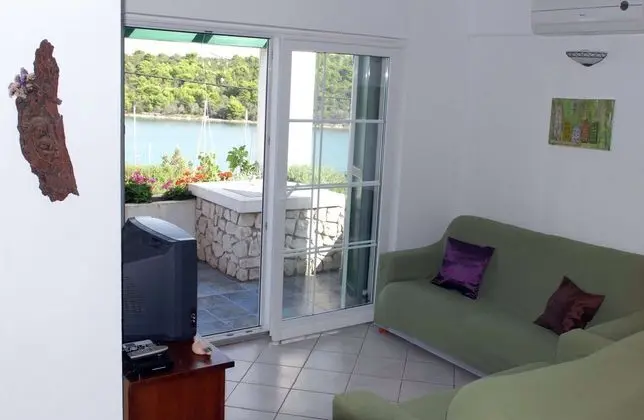 Charming Holiday House in a Quiet Area,large Covered Terrace With Great sea View - Havuz