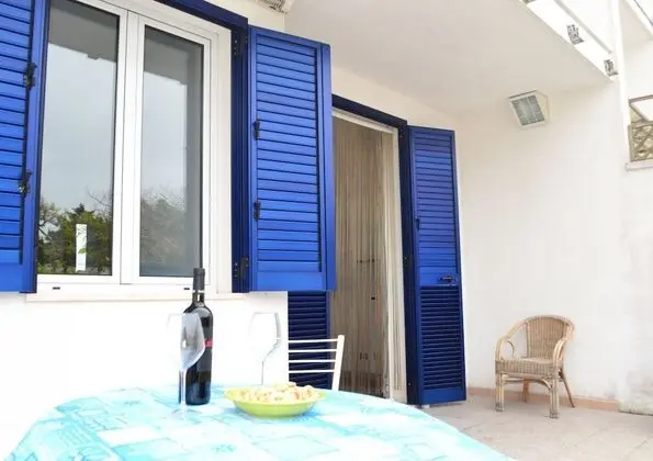 Charming Home On The Beach With Spacious Terraces Garden Pets Allowed