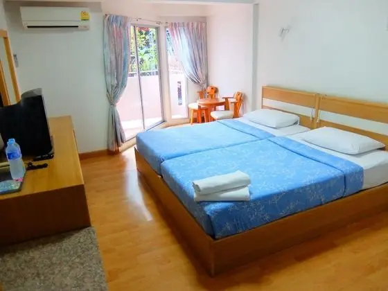 Charming Inn Hotel - Oda