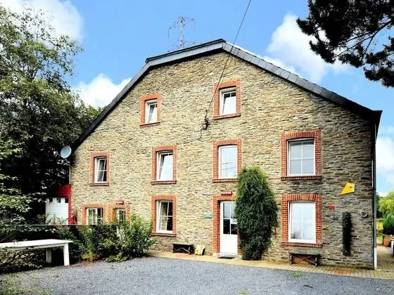 Charming Villa in La Roche-en-ardenne Near the Forest - Dış Mekan