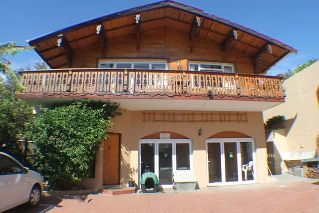 Charming Lodge in City Bowl, Close Enough to the Action but Peaceful and Quiet - Dış Mekan