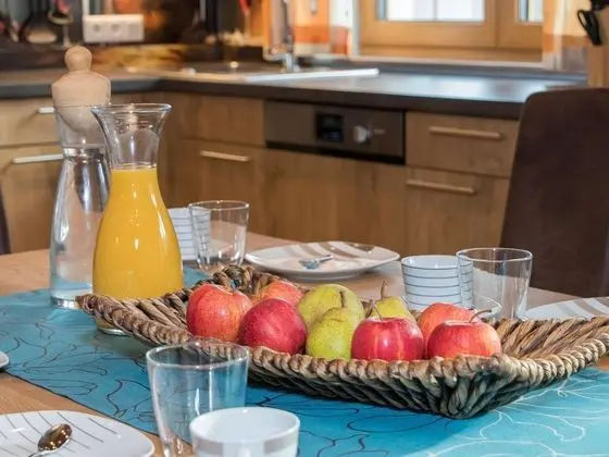 Charming Mansion in Kaprun With Garden - Yerinde Yemek