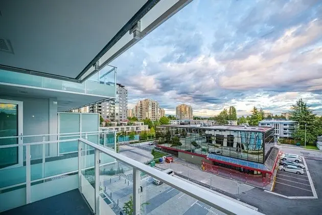 Charming Oasis Close to Airport & Downtown
